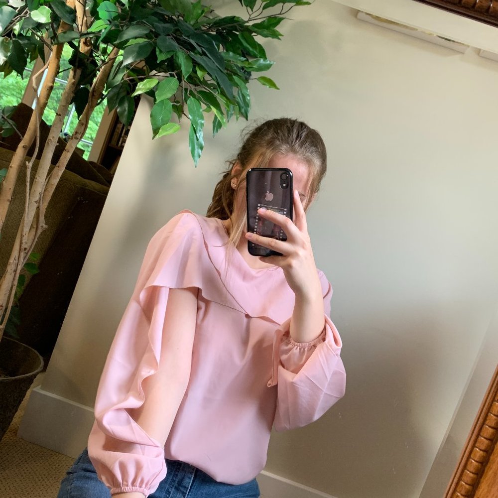 2/$30 Juicy Couture Blush Pink Open-Sleeve Blouse